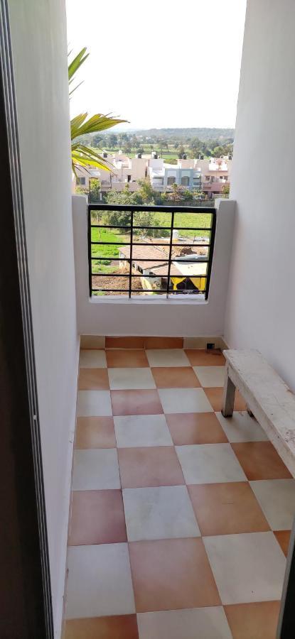 Untrained & Unplanned Apartment Jabalpur Exterior photo